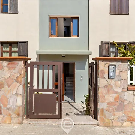 Estay - Panades Haven - Aircon - Wifi - Terrace